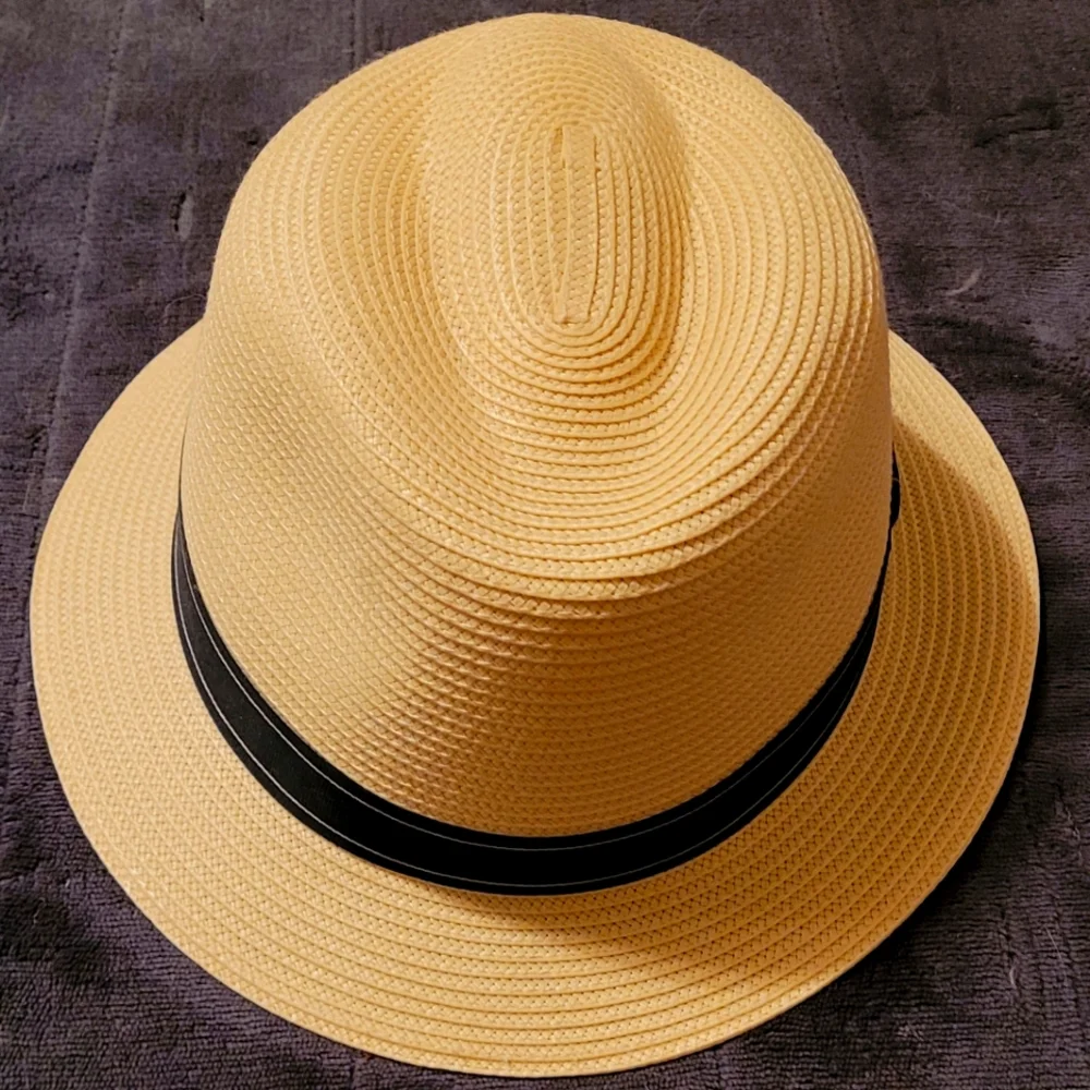 (NWOT) Nike Womens Tan Golf Summer Sun Hat - Picture 1 of 6